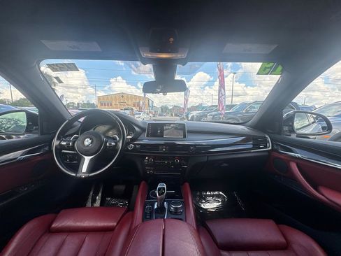 Used 2019 BMW X6 xDrive35i w/ M Sport Package AWD/4WD image 19