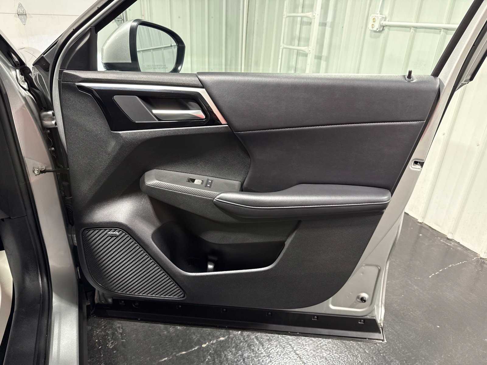 Used 2025 Mitsubishi Outlander SE AWD/4WD image 13