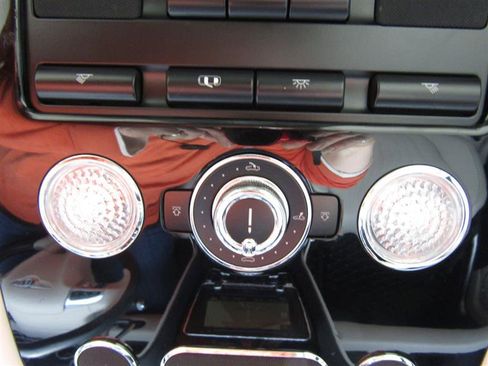 Used 2017 Bentley Flying Spur V8 image 27