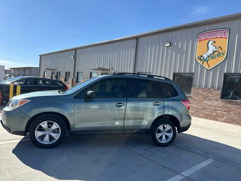 Used 2015 Subaru Forester 2.5i w/ Alloy Wheel Package image 37