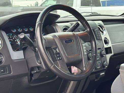 Used 2013 Ford F150 XLT w/ Mid Equipment Group image 10