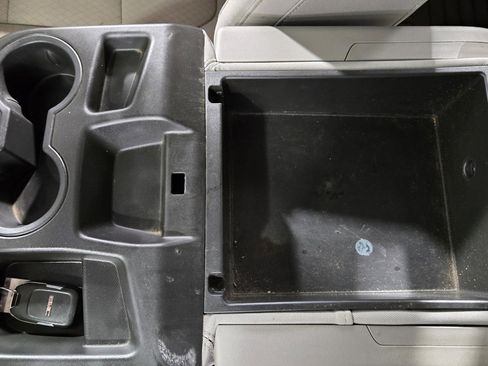 Used 2021 GMC Sierra 1500 SLE w/ Max Trailering Package image 17