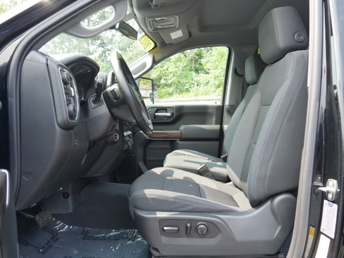 Certified 2022 Chevrolet Silverado 2500 LT w/ Convenience Package AWD/4WD image 14