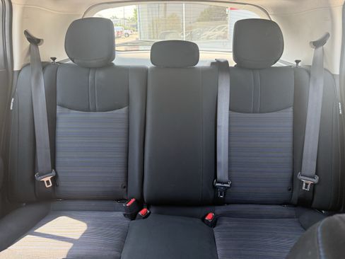 Used 2025 Nissan Leaf S FWD image 14