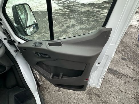 Used 2024 Ford Transit 250 148 High Roof Extended AWD image 19