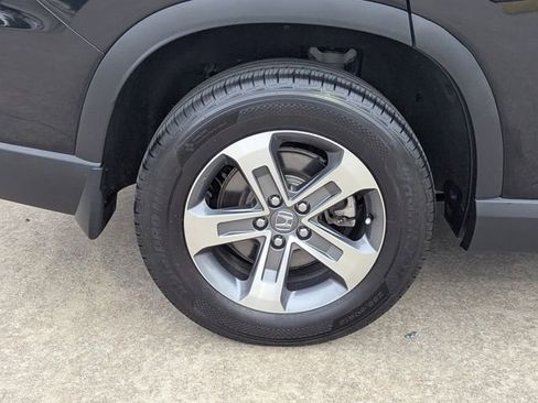 Used 2025 Honda Pilot EX-L image 4