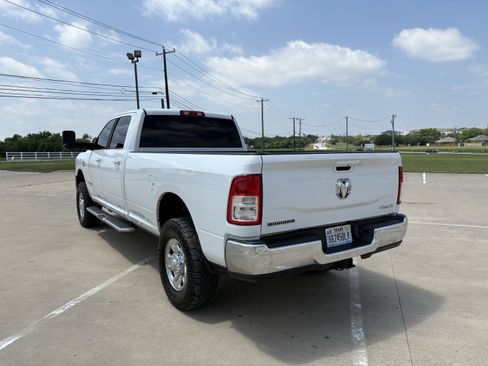 Used 2021 RAM 2500 Big Horn AWD/4WD image 3