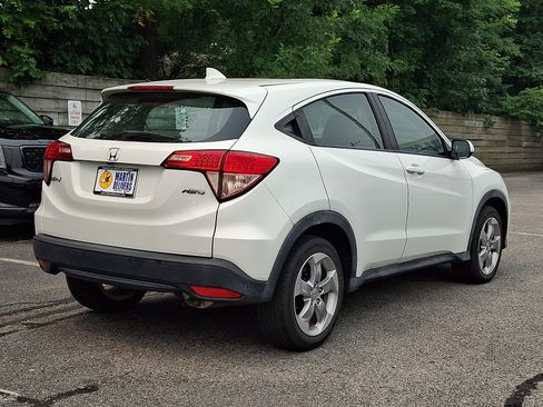 Used 2016 Honda HR-V LX image 4