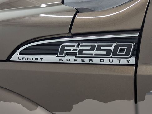 Used 2016 Ford F250 Lariat w/ Chrome Package image 37