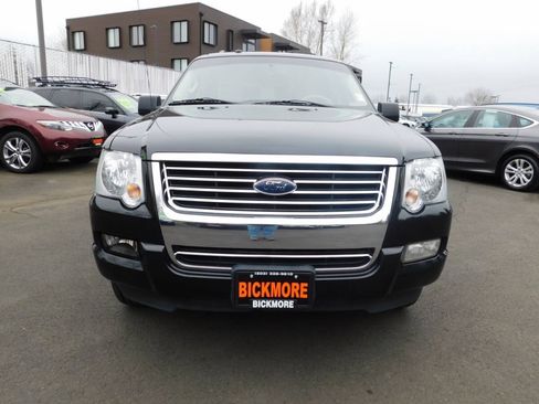 Used 2010 Ford Explorer XLT AWD/4WD image 19