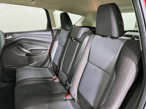 Used 2018 Ford Escape SE image 25