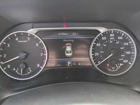 Used 2025 Nissan Sentra SV FWD image 16