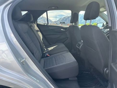 Certified 2022 Chevrolet Equinox LT AWD/4WD image 14