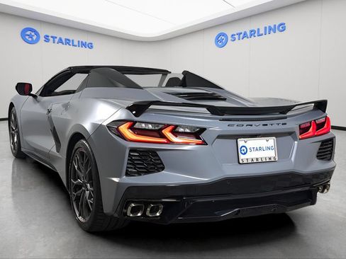 Used 2024 Chevrolet Corvette Stingray Premium Conv w/ Z51 Performance Package RWD image 6