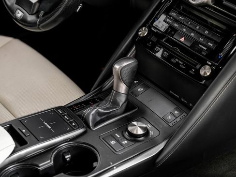 Used 2022 Lexus IS 350 F Sport RWD image 22