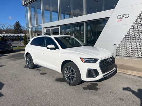 Used 2023 Audi Q5 2.0T Premium Plus w/ Premium Plus Package image 7