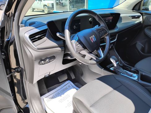 Used 2024 Buick Encore GX Preferred w/ Comfort Package FWD image 21