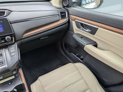 Used 2022 Honda CR-V Touring image 19