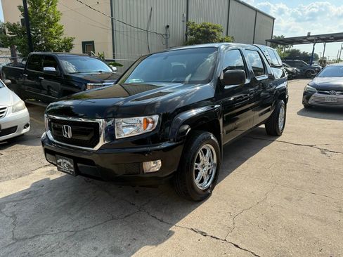 Used 2009 Honda Ridgeline RT image 3