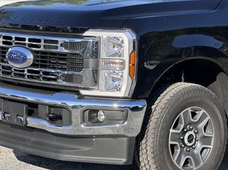 New 2025 Ford F250 XLT w/ FX4 Off-Road Package video 2