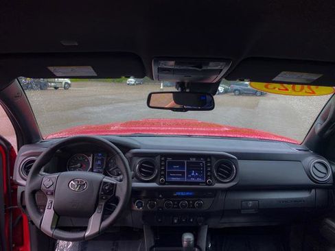 Certified 2023 Toyota Tacoma TRD Sport image 27