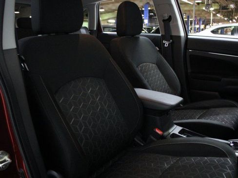 Used 2023 Mitsubishi Outlander Sport ES image 23