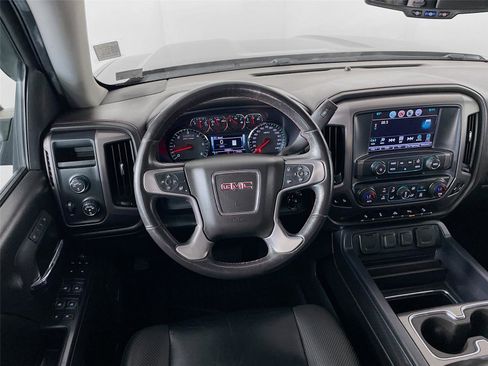 Used 2017 GMC Sierra 1500 SLT w/ All Terrain X Package AWD/4WD image 26