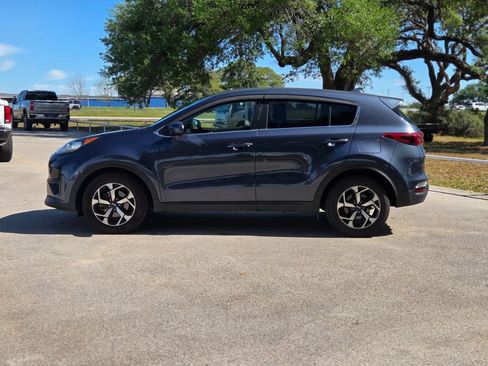 Used 2020 Kia Sportage LX image 8