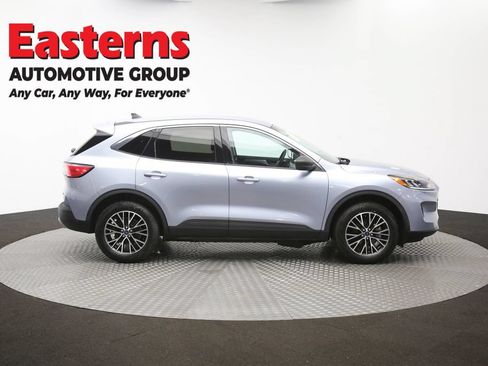 Used 2022 Ford Escape SE w/ Convenience Package FWD image 46