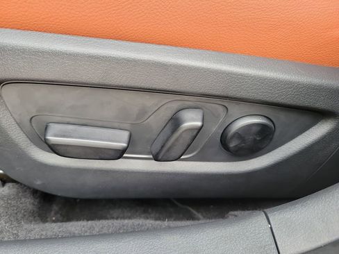 Certified 2025 MAZDA CX-30 Carbon image 18