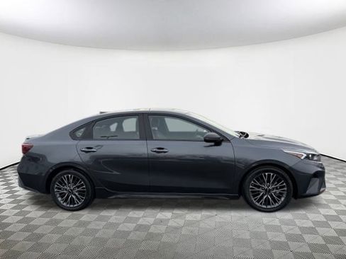 Used 2024 Kia Forte GT-Line w/ GT-Line Premium Package image 7