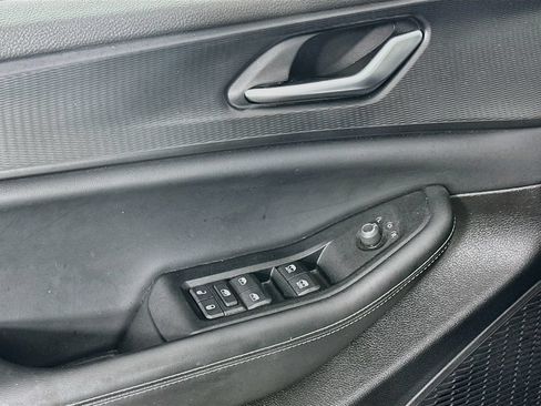 Used 2024 Jeep Grand Cherokee Altitude AWD/4WD image 26