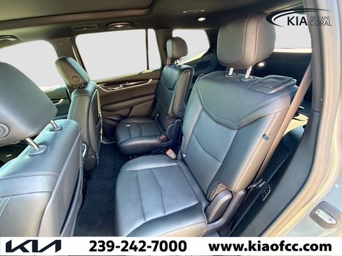 Used 2021 Cadillac XT6 Premium Luxury AWD/4WD image 23