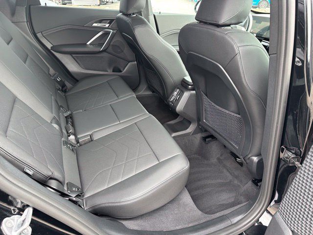 Used 2023 BMW X1 xDrive28i AWD/4WD image 8