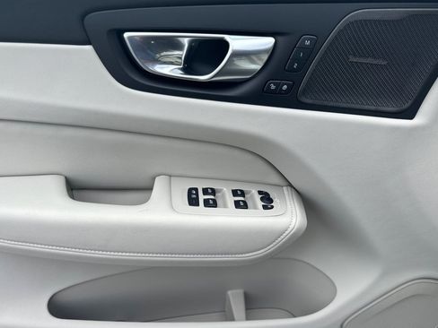 New 2026 Volvo XC60 B5 Ultra AWD/4WD image 14
