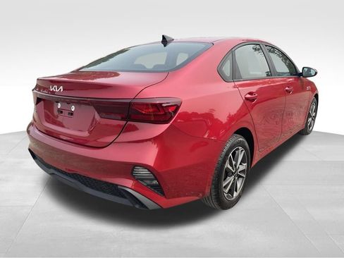 Used 2023 Kia Forte LXS FWD image 9