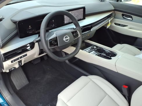 New 2025 Nissan Murano SL w/ Cargo Package AWD/4WD image 16