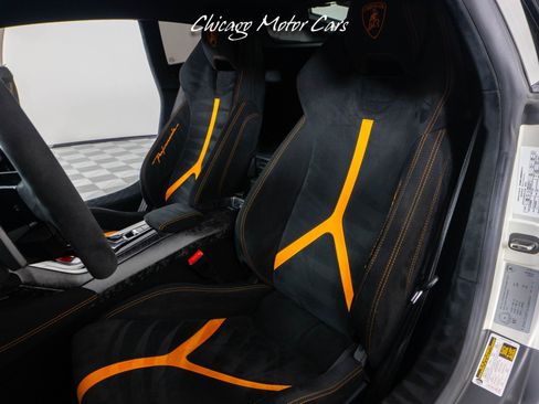 Used 2018 Lamborghini Huracan AWD/4WD image 47