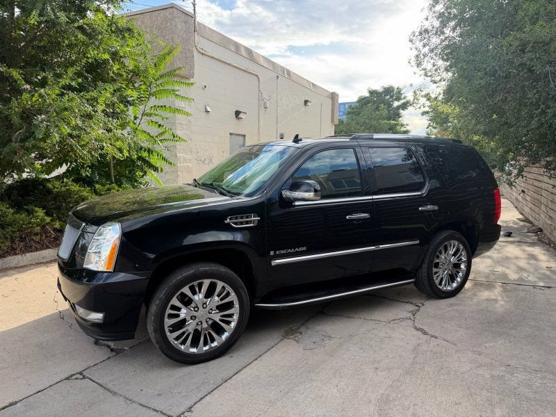 Used 2009 Cadillac Escalade AWD image 8