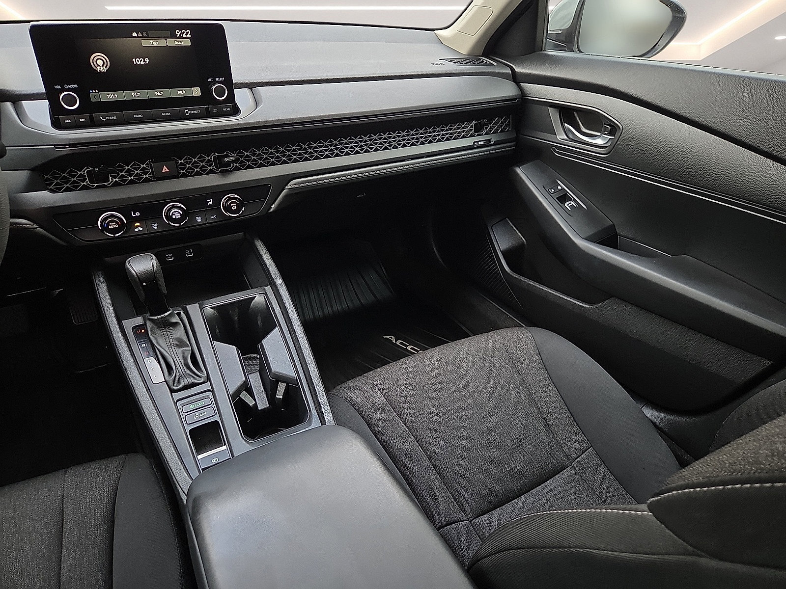 Used 2024 Honda Accord LX image 12