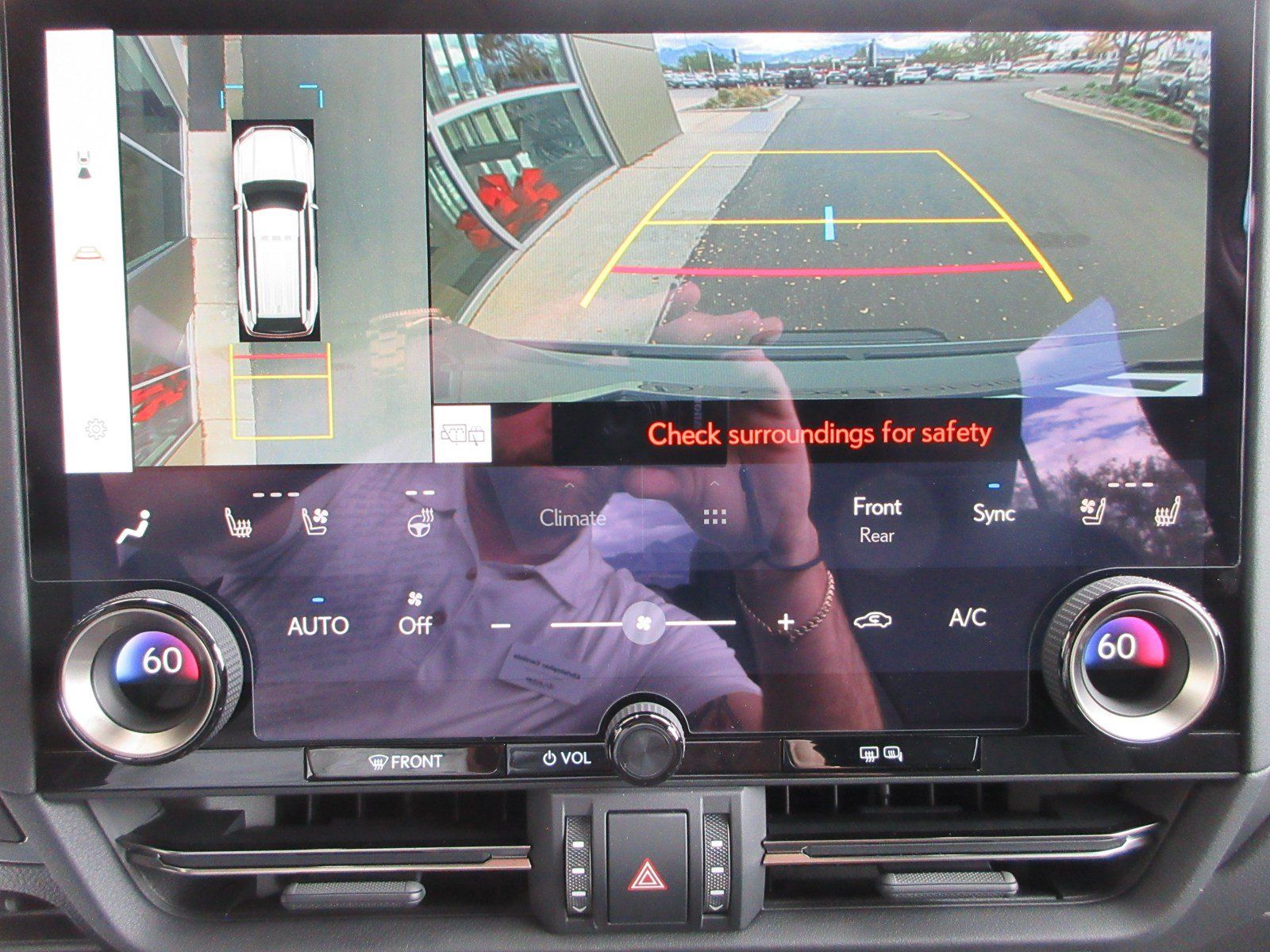 Used 2026 Lexus GX 550 w/ Cold Area Package AWD/4WD image 43