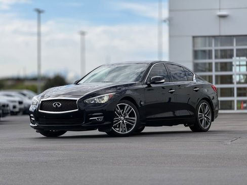 Used 2016 INFINITI Q50 3.0t Premium w/ Driver Assistance Package RWD image 1