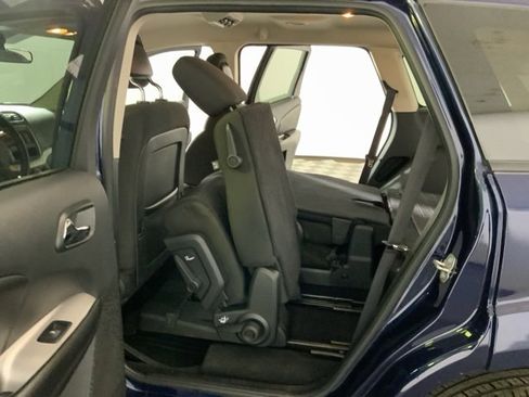 Used 2017 Dodge Journey SXT w/ Comfort/Convenience Group image 31