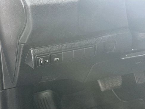 Used 2022 Toyota Corolla LE FWD image 16
