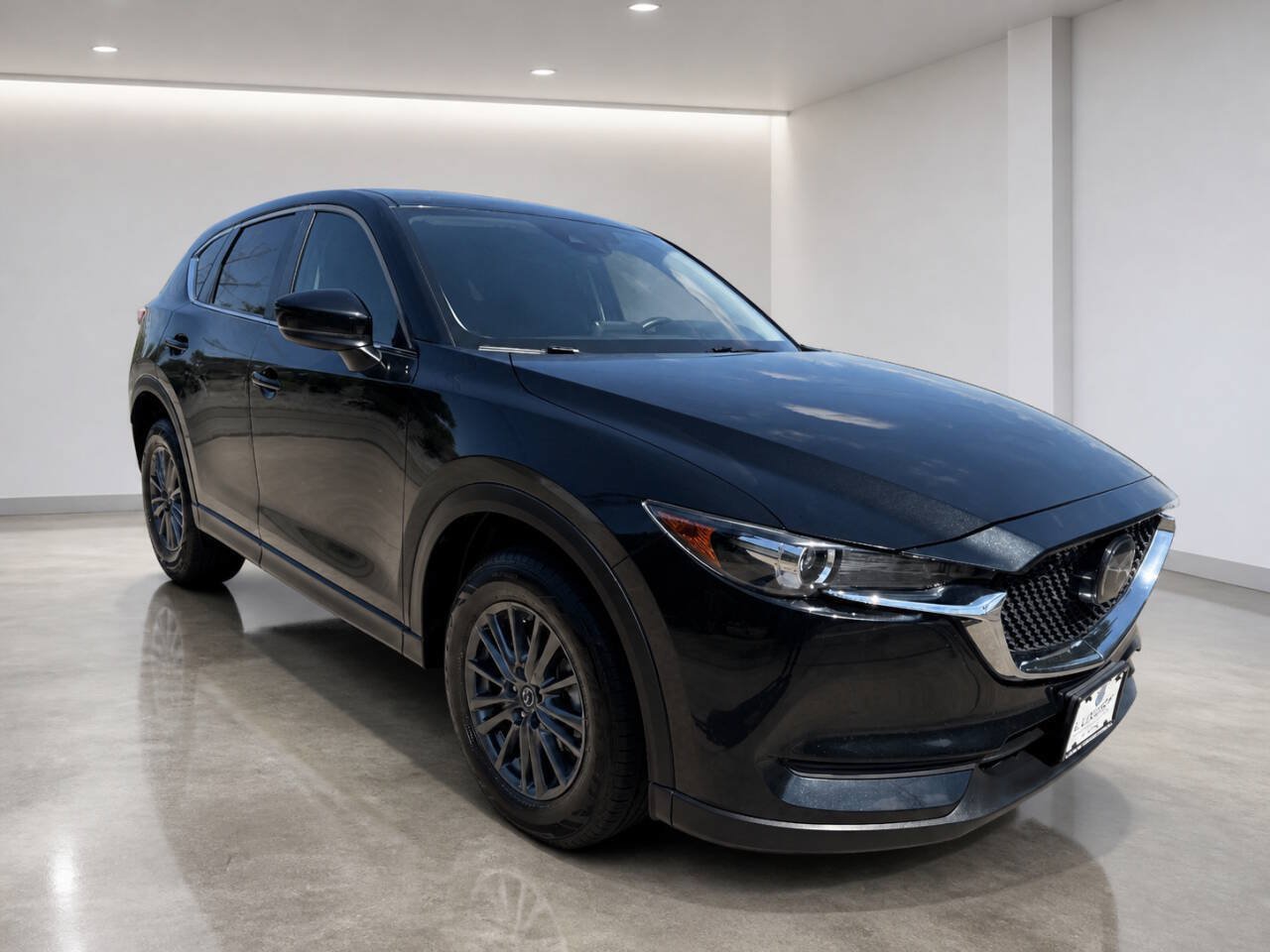 Used 2019 MAZDA CX-5 Sport w/ I-ACTIVSENSE Package FWD image 1