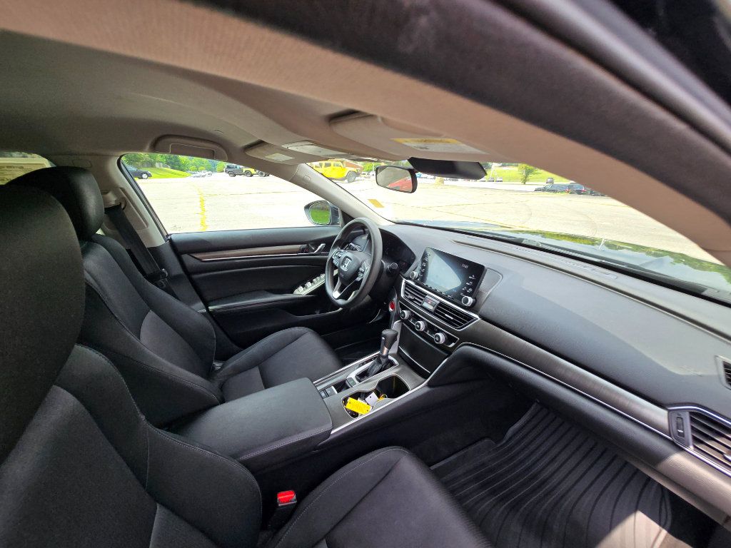 Used 2019 Honda Accord LX image 21