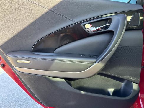 Used 2013 Hyundai Azera 4dr Sdn image 25