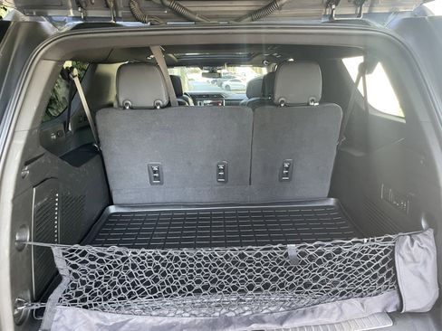 Used 2022 GMC Yukon XL Denali image 19