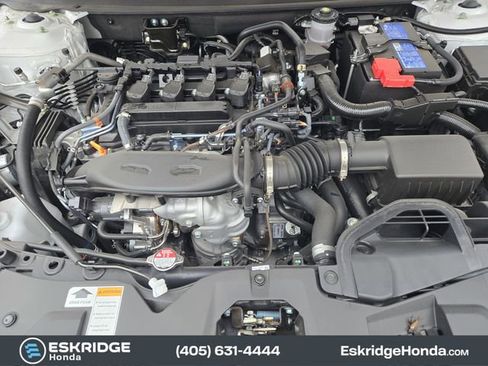 Certified 2025 Honda Accord LX image 30