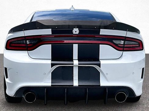 Used 2018 Dodge Charger R/T Scat Pack RWD image 6